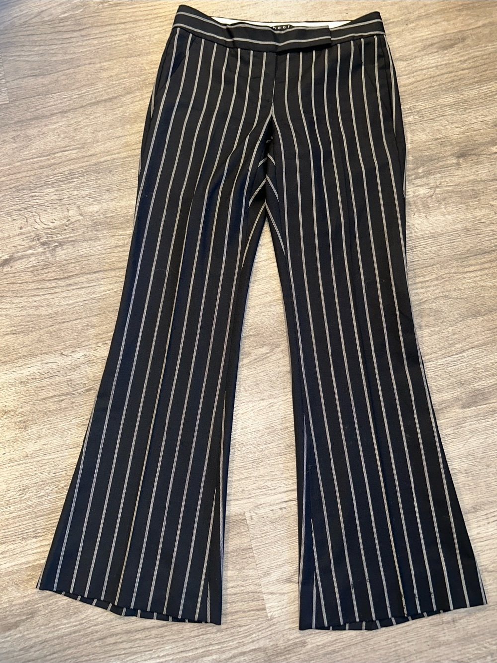 Theory Wool Pinstripe Bootcut Dress Pants Black White Career Trousers Size 2 - Picture 2 of 7
